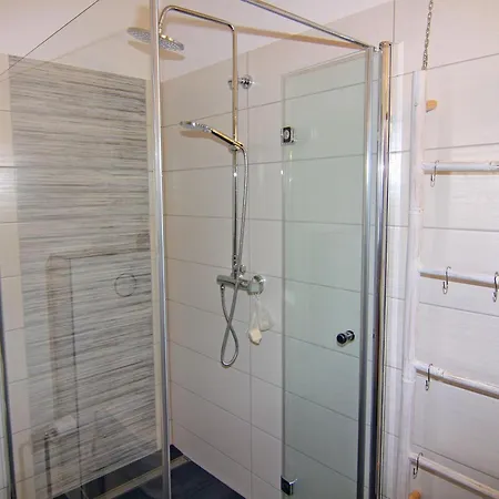 Strandanker In Apartamento